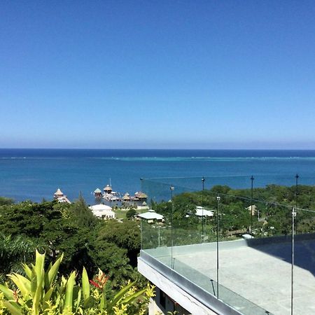 Stunning Turquoise Views From This 2 Bedroom, 2 Bath Home,,, French Harbour Buitenkant foto